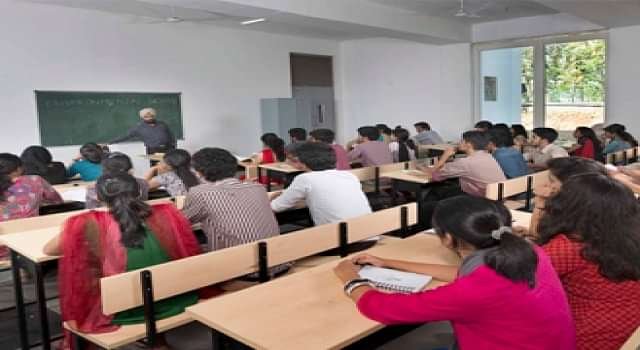 RAJKIYA_ENGINEERING_COLLEGE,_BANDA